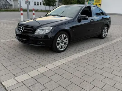 Gebraucht Mercedes C180 156 PS (114 kW) 2010 Schwarz Limousine