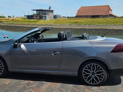 Gebraucht Renault Mégane Cabriolet 132 PS (97 kW) 2014 Grau Cabrio