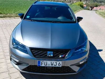 Second-hand Seat Leon ST 4Drive 300 CP (220 kW) 2018 Gri Break