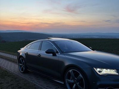 Second-hand Audi V8 Ambiente 540 CP (397 kW) 2013 Gri Berlinǎ