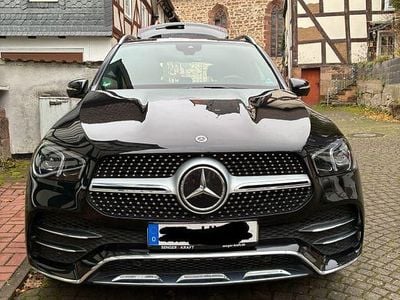 Gebraucht Mercedes GLE300 269 PS (197 kW) 2024 Schwarz SUV