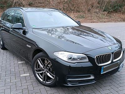 Gebraucht BMW 520 Comfort Edition 184 PS (135 kW) 2014 Schwarz Kombi