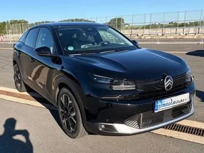 Gebraucht Citroën C4 131 PS (96 kW) 2025 Schwarz SUV