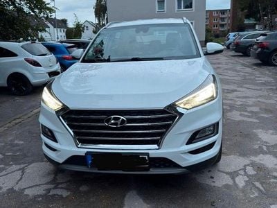 Weiß Gebraucht 2020 Hyundai Tucson SUV | 16.400 € (Superpreis)