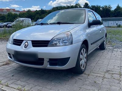 Gebraucht Renault Clio II Campus 75 PS (55 kW) 2008 Silber Kleinwagen