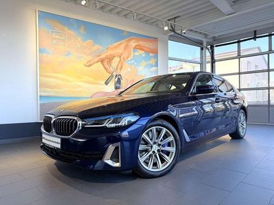 Tansanitblau ii metallic Gebraucht 2022 BMW 530 Luxury Line Limousine | 42.820 € (Etwas zu teuer)