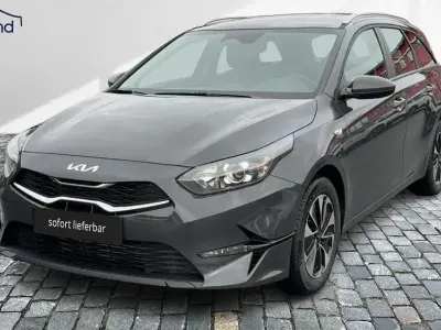 Neu Kia Ceed Sportswagon 140 PS (102 kW) 2026 Grau / darkpentametal Kombi