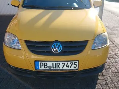 Gebraucht VW Fox Style 60 PS (44 kW) 2010 Gelb Kleinwagen