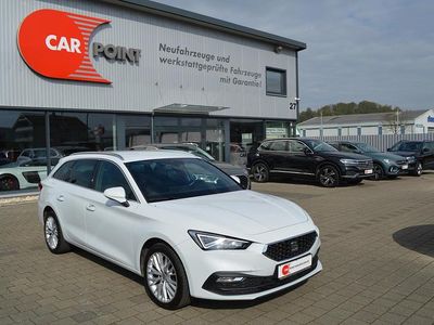 Gebraucht Seat Leon XCELLENCE 150 PS (110 kW) 2022 "nevada" weiss Kombi