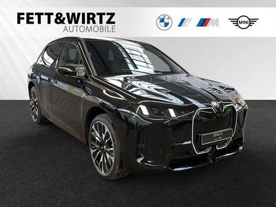 Neu BMW iX M Sport 400 kW (544 PS) 2026 Saphirschwarz metallic SUV