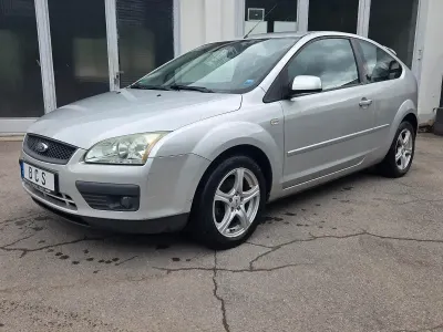 Gebraucht Ford Focus 101 PS (74 kW) 2006 Silber Limousine