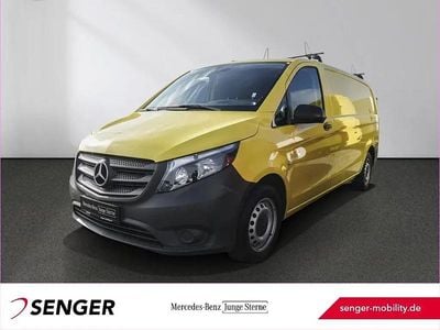 Gebraucht Mercedes Vito 163 PS (119 kW) 2022 Zinkgelb "86" Van