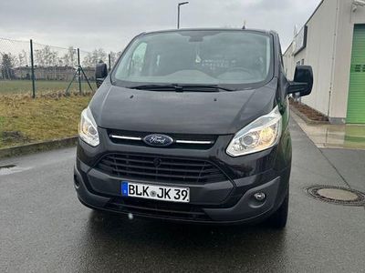 Gebraucht Ford Tourneo 125 PS (91 kW) 2015 Schwarz Van / Kleinbus