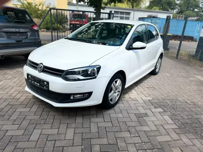 Gebraucht VW Polo 75 PS (55 kW) 2011 Weiß Kleinwagen