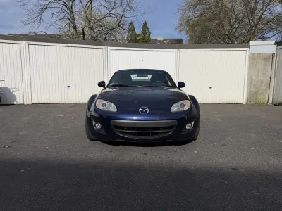 Używany Mazda MX5 Sports-Line 160 KM (117 kW) 2010 Niebieski Kabriolet