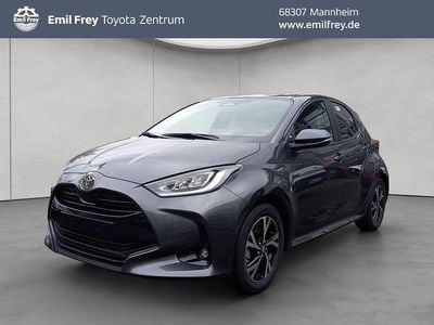 Gebraucht Toyota Yaris Hybrid 116 PS (85 kW) 2011 Marlingrau metallic Limousine