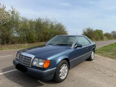 Gebraucht Mercedes 300 179 PS (131 kW) 1989 Blau Coupé