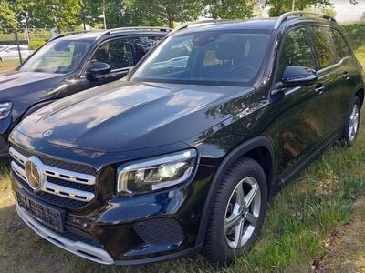 Mercedes GLB200