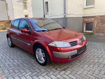 Gebraucht Renault Mégane II Privilege 98 PS (72 kW) 2004 Rot Limousine