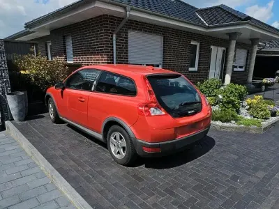 Gebraucht Volvo C30 109 PS (80 kW) 2007 Rot Kleinwagen