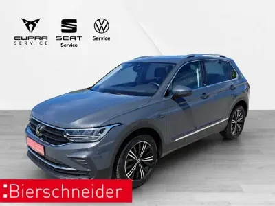 Gebraucht VW Tiguan Move 150 PS (110 kW) 2023 Grau SUV