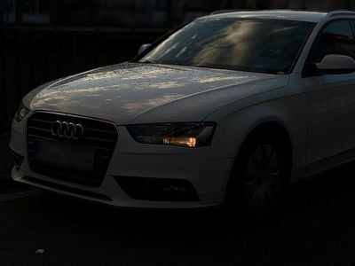 Gebraucht Audi A4 136 PS (100 kW) 2015 Weiß Kombi