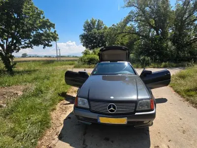 Usata Mercedes SL300 231 CV (169 kW) 1992 Nero Cabrio