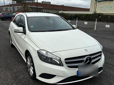 Weiß Gebraucht 2013 Mercedes A180 Kleinwagen | 5.500 €