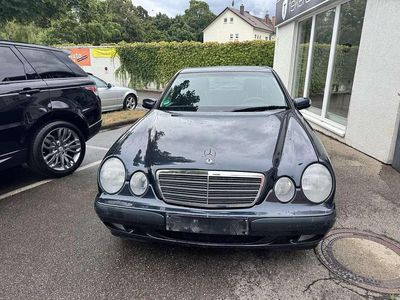Mercedes E220
