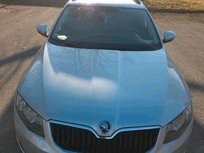 Usata Skoda Octavia 110 CV (80 kW) 2016 Argento Utilitaria