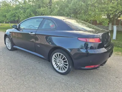 Occasion Alfa Romeo GT 150 ch (110 kW) 2007 Bleue Coupé