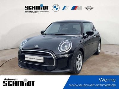 Gebraucht Mini Cooper Essential 136 PS (100 kW) 2024 Midnight black metallic Kleinwagen