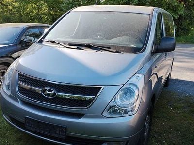 Usata Hyundai H-1 170 CV (125 kW) 2012 Argento Monovolume