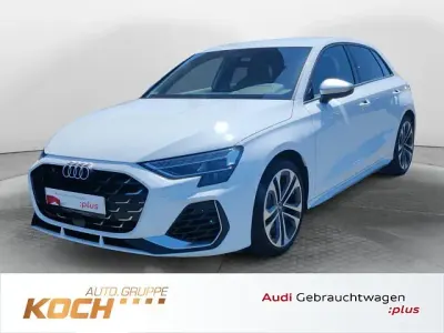 Gebraucht Audi S3 Ambiente 334 PS (245 kW) 2024 Arkonaweiß Limousine