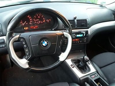BMW 325