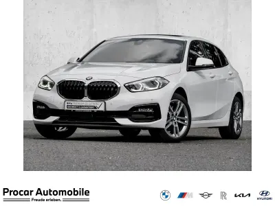 Gebraucht BMW 118 Sport Line 150 PS (110 kW) 2024 Alpinweiss iii Limousine