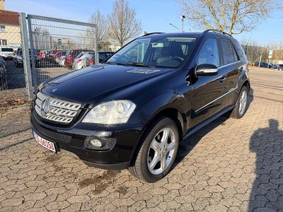 Gebraucht Mercedes ML320 224 PS (164 kW) 2007 Schwarz SUV