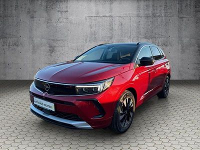 Gebraucht Opel Grandland X Ultimate 181 PS (133 kW) 2022 Rot SUV