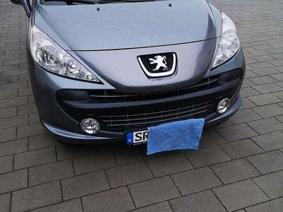 Gebraucht Peugeot 207 CC Filou 120 PS (88 kW) 2009 Grau Cabrio