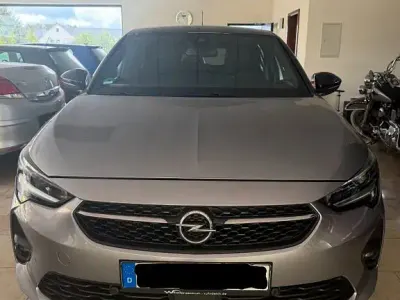 Używany Opel Corsa Ultimate 101 KM (74 kW) 2023 Szary Hatchback
