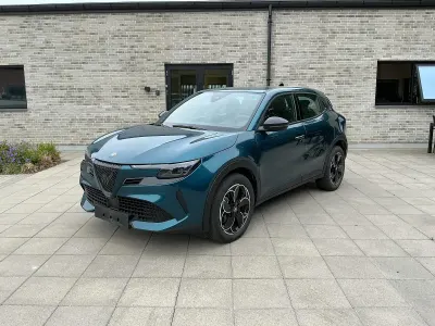 Gebraucht Alfa Romeo Junior 116 kW (158 PS) 2025 Blau SUV