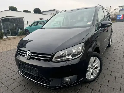 Gebraucht VW Touran Life 105 PS (77 kW) 2013 Schwarz Van / Kleinbus