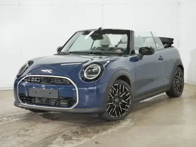 Gebraucht Mini Cooper Cabriolet Favoured 163 PS (119 kW) 2025 Blau Cabrio