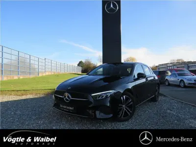 Gebraucht Mercedes A180 Advanced 136 PS (100 kW) 2024 Schwarz Limousine