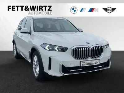 Gebraucht BMW X5 Sport Line 489 PS (359 kW) 2025 Alpinweiss SUV
