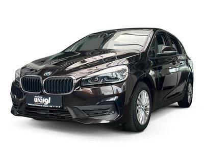 Braun Gebraucht 2021 BMW 218 Active Tourer Sport Line Van / Kleinbus | 18.599 € (Fairer Preis)