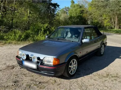 Brugt Ford Escort Cabriolet 102 HK (75 kW) 1990 Cabriolet