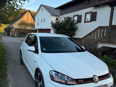 gebraucht VW Golf VII 