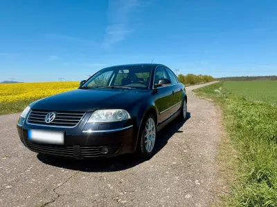 Usata VW Passat 275 CV (202 kW) 2004 Nero Berlina
