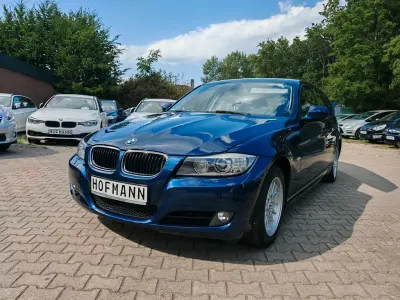 Gebraucht BMW 318 Comfort Edition 143 PS (105 kW) 2012 Blau Kombi